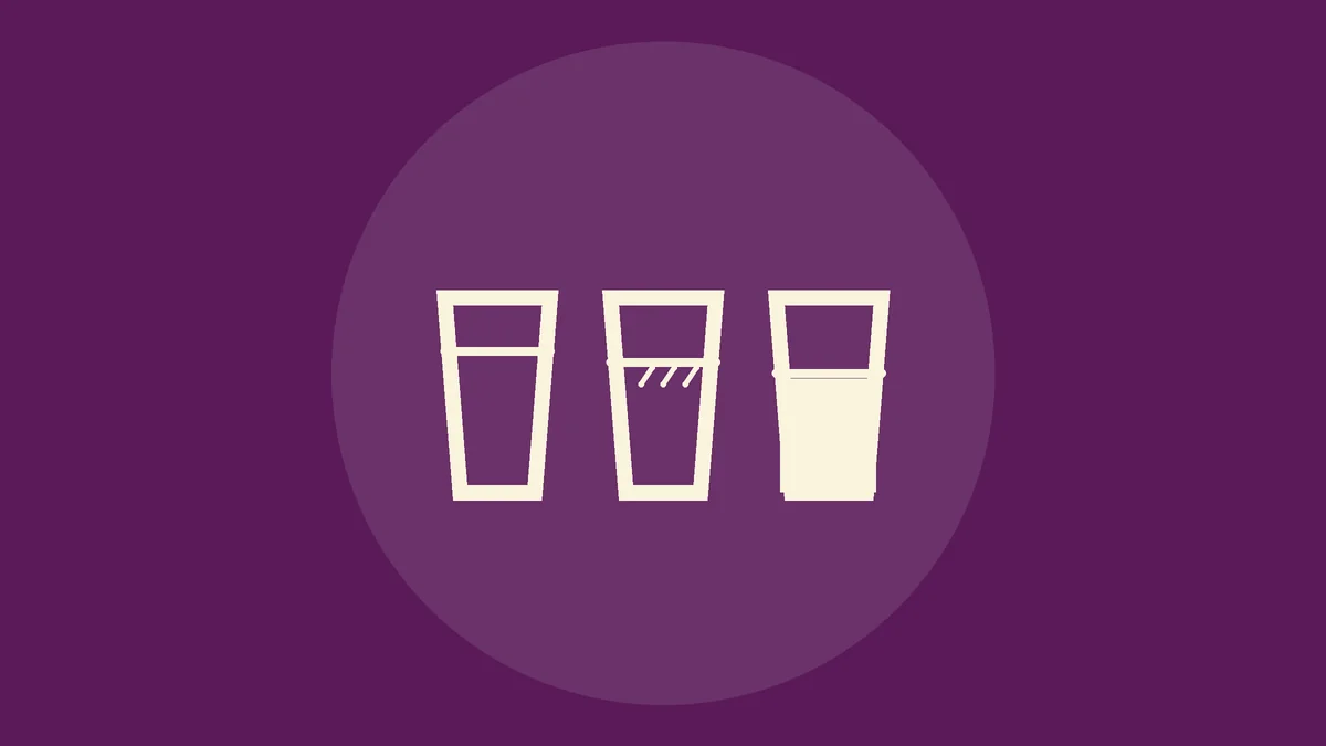 Ilustración de tres vasos de chupito con orujo blanco, orujo de hierbas y crema de orujo